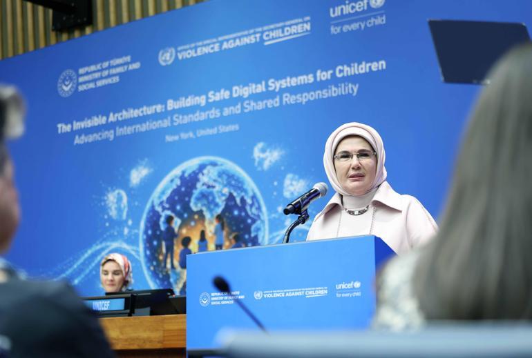 Emine Erdoğan: Çocuğun güvenliğini sağlama sorumluluğu hepimizindir