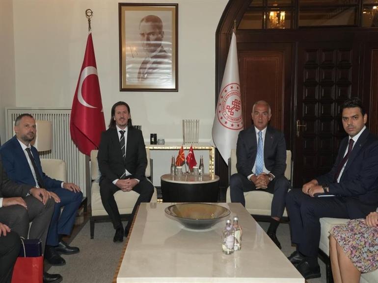 Bakan Ersoy, Kuzey Makedonyalı mevkidaşı ile bir araya geldi