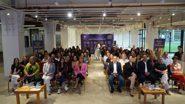 Kadın için Teknoloji projesinin İlham Veren Buluşmalar paneli gerçekleşti