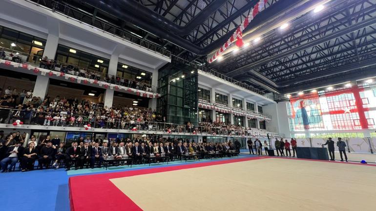 Bakan Bak: Türkiye Cimnastik Federasyonu binası ve cimnastik salonu 2 yılda tamamlandı