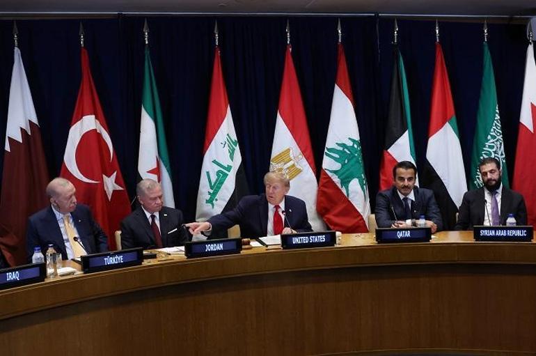 Cumhurbaşkanı Erdoğan, Trumpın Körfez ülkesi liderleri ile düzenlediği zirveye katıldı