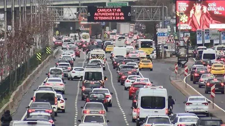 Rapor: İstanbul trafiği yılda 288 saate varan zaman kaybına neden oluyor