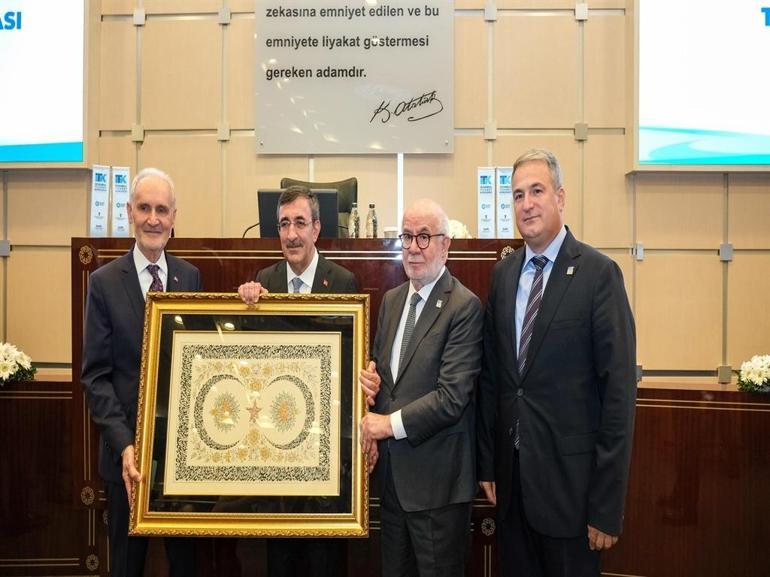 Cumhurbaşkanı Yardımcısı Yılmaz: Türkiye ekonomisi 2026nın ikinci çeyreğinde yüzde 2,3 oranında büyüdü