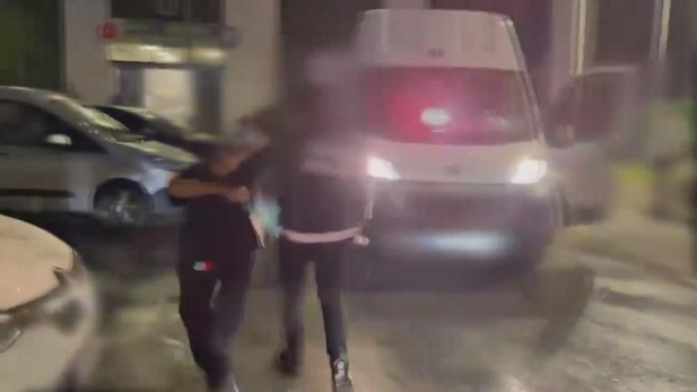 İstanbulda 3 ilçede düzenlenen operasyonlarda 898 kilogram uyuşturucu madde ele geçirildi