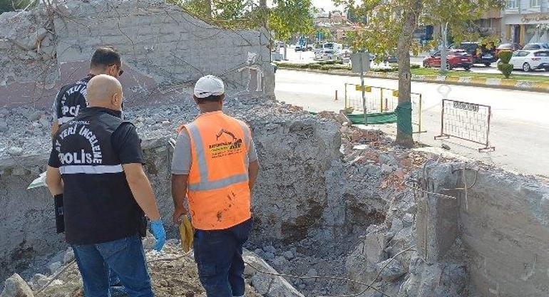 Çorum’da okul binasının yıkımı sırasında kafatası ve kemik parçaları bulundu
