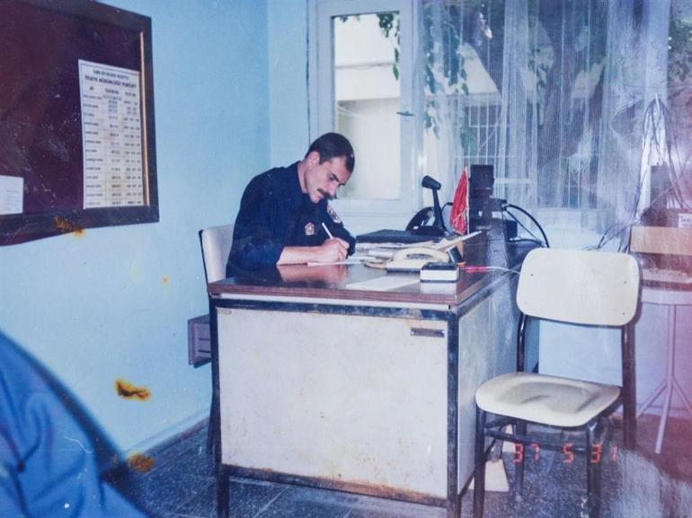 İkizler aynı gün itfaiyeci oldular aynı gün evlendiler