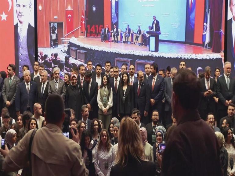 Bakan Tekin, 1416 Bursları Uyum ve Vizyon programında konuştu
