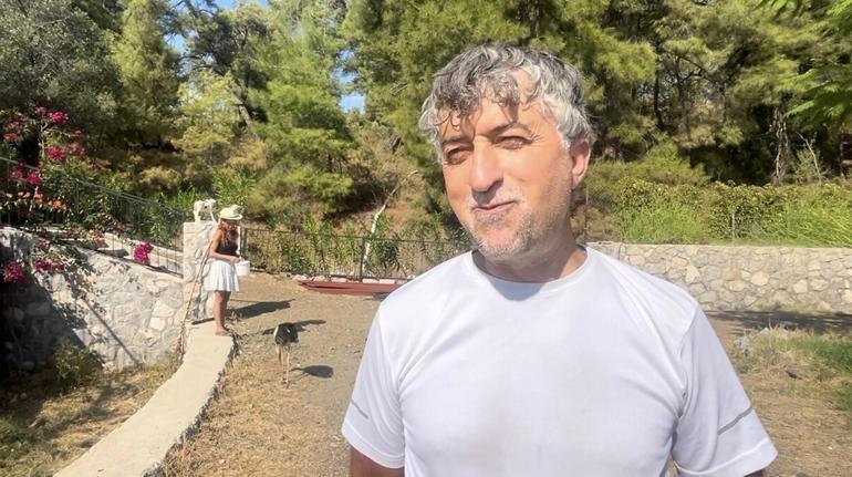 Sitenin bahçesine konan leyleğe sahip çıkıp, balık ve etle besliyorlar