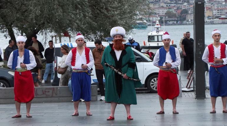 Preveze Deniz Zaferi’nin 488’inci yıl dönümünde İstanbul Boğazı’nda 15 gemiyle geçit töreni