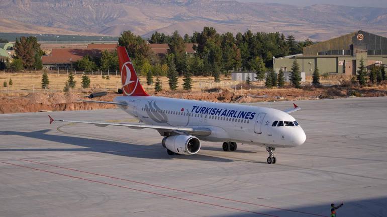 Malatya Havalimanı yeni terminali hizmete açıldı