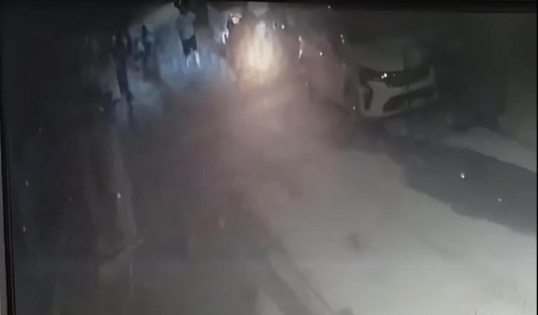 Beyoğlu’nda yan bakma’ kavgasında darbedilip kanlar içinde kaldı: Her şeyim patladı