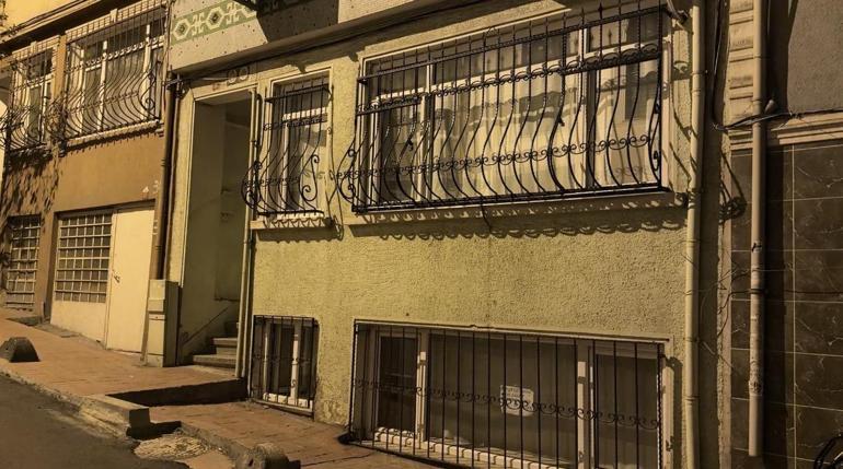 Beyoğlu’nda yan bakma’ kavgasında darbedilip kanlar içinde kaldı: Her şeyim patladı