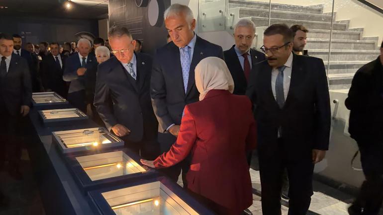 Bakan Ersoy: Turizmde büyümeyi, gelişmeyi ve zirve mücadelemizi sürdüreceğiz