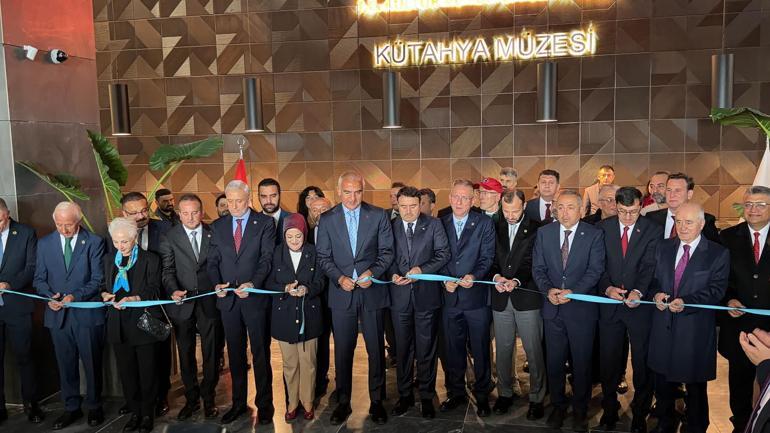 Bakan Ersoy: Turizmde büyümeyi, gelişmeyi ve zirve mücadelemizi sürdüreceğiz