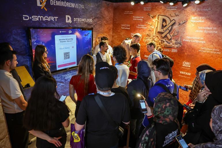 TEKNOFEST Güneydoğu’da Demirören Medya standına yoğun ilgi