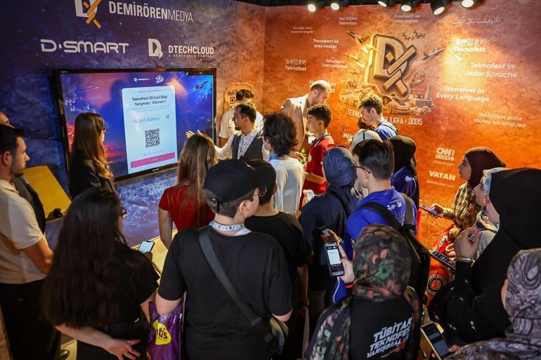 TEKNOFEST Güneydoğu’da Demirören Medya standına yoğun ilgi