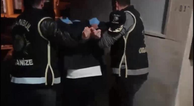Kağıthane’de kuyumcuya silahlı saldırının görüntüleri ortaya çıktı; 5 gözaltı