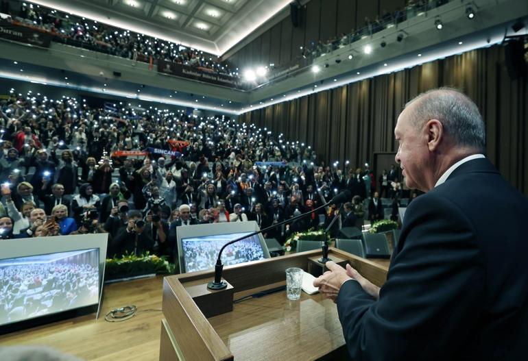 Cumhurbaşkanı Erdoğan: Türkiyenin gelecek yüz yılına biz damga vuracağız