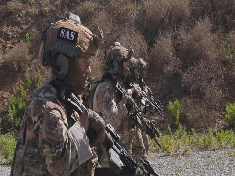 SAS Komandoları İlk hata son hatadır anlayışıyla 7 gün 24 saat görev başında