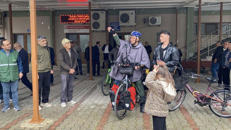 Çanakkale’den umre için Mekke’ye bisikletle yola çıktı