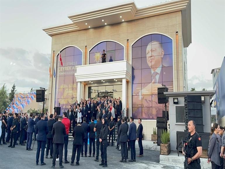 Cumhurbaşkanı Erdoğan: Türkiye’nin geleceği emin ellerde