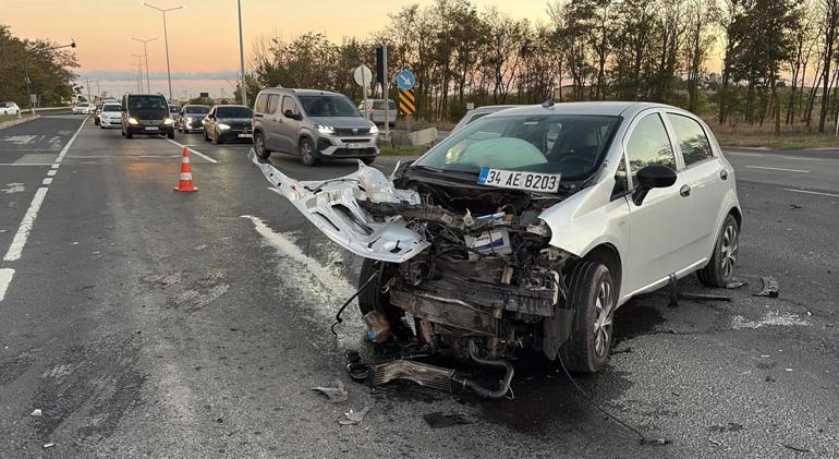 Tekirdağda iki otomobil çarpıştı; 5 yaralı