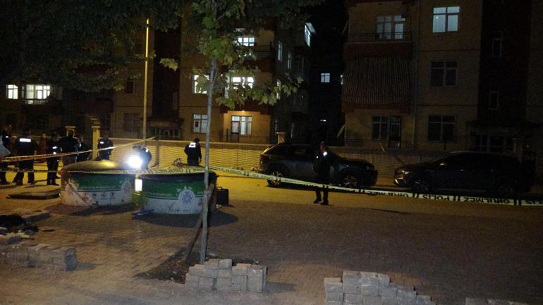 Boşanma aşamasındaki eşini tabancayla yaraladı