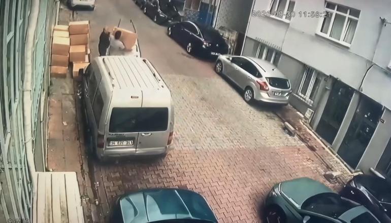 Kağıthane’de temizlik işçileri çöpteki kolilerde uyuşturucu hap buldu; polis iz sürüp imalathane ve depoya ulaştı
