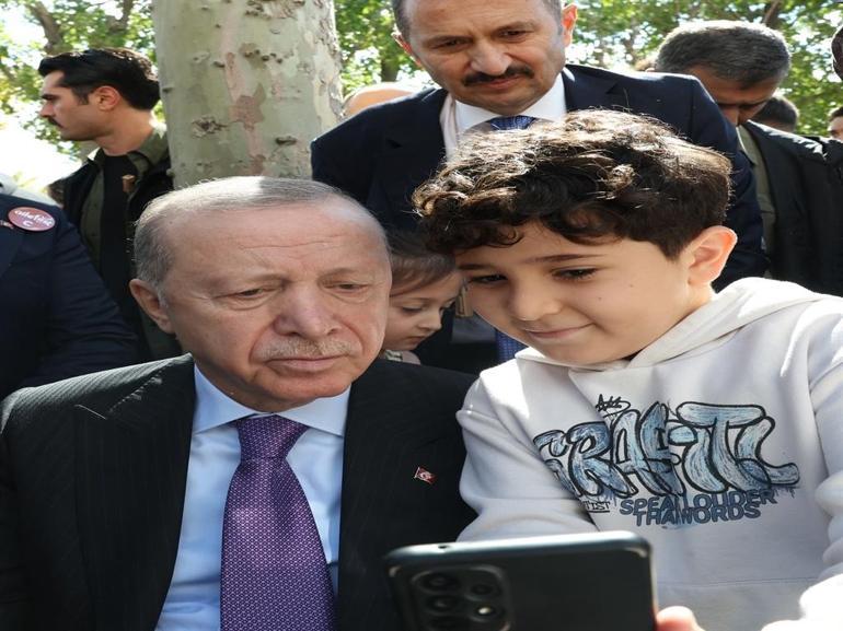Cumhurbaşkanı Erdoğan, AileFest alanını ziyaret etti