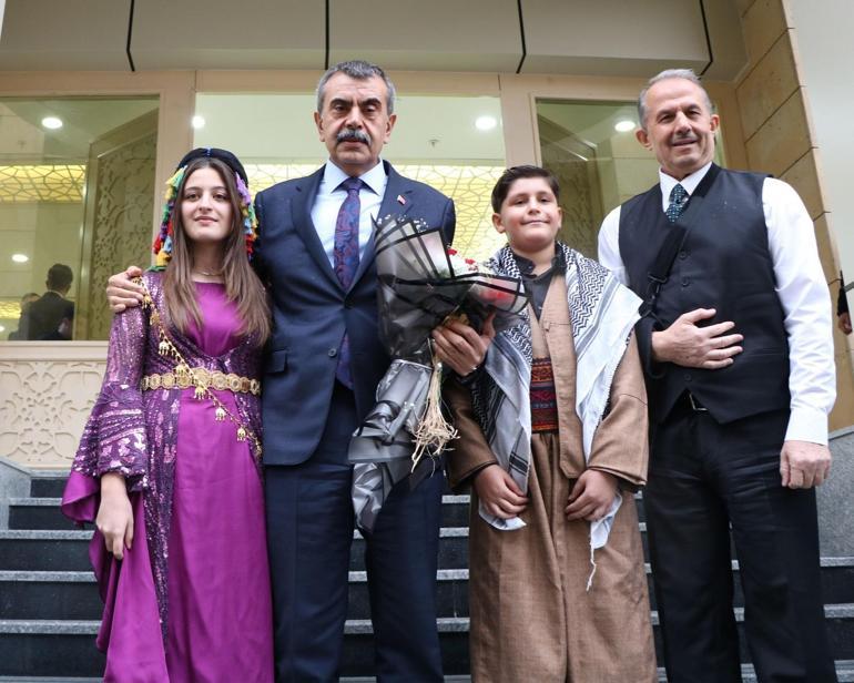 Bakan Tekin: OECD ülkeleri arasında parmakla gösterilecek durumdayız