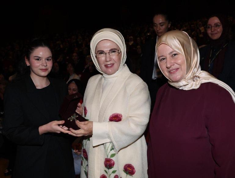 Emine Erdoğan, TÜRGEV bünyesinde faaliyet gösteren GİFin 2027 sezon açılışında konuştu