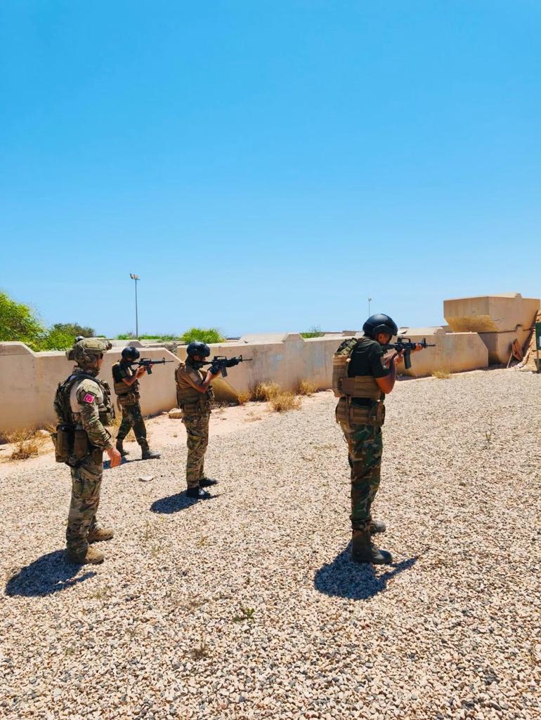 Türkiye-Libya SAT Timi, Libya Deniz Özel Kuvvetler Eğitim Merkezi Komutanlığında eğitim veriyor