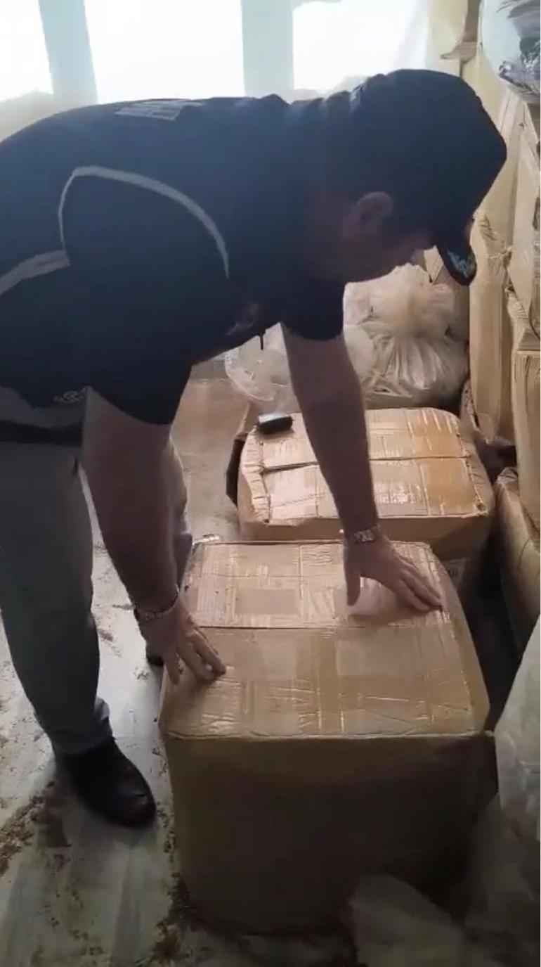 Aydın’da 138 bin 800 makaron ele geçirildi; 3 gözaltı