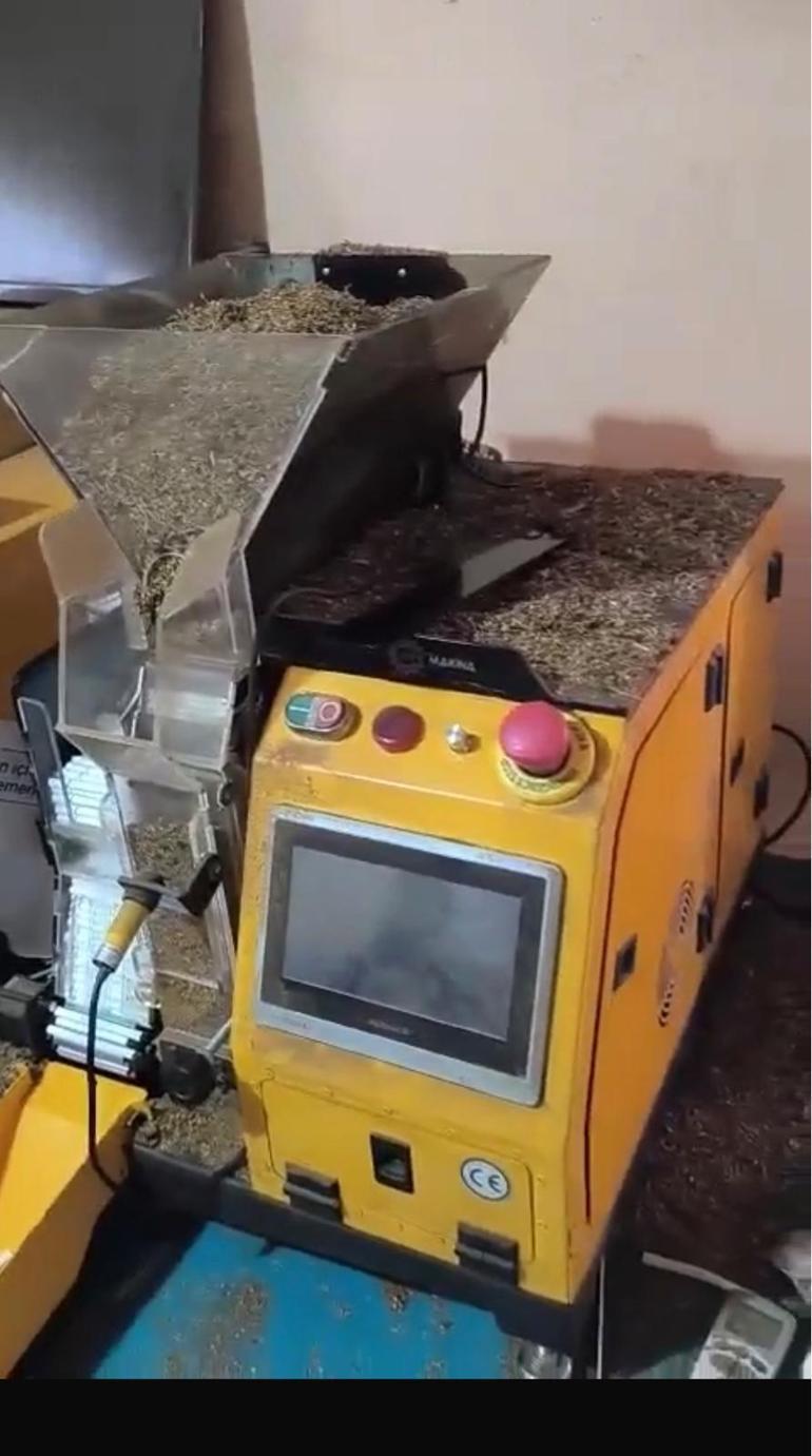 Aydın’da 138 bin 800 makaron ele geçirildi; 3 gözaltı