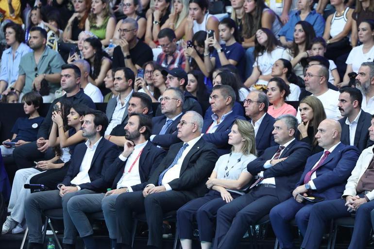 VakıfBank 2026 Kadınlar AXA Sigorta Şampiyonlar Kupası’nı kazandı