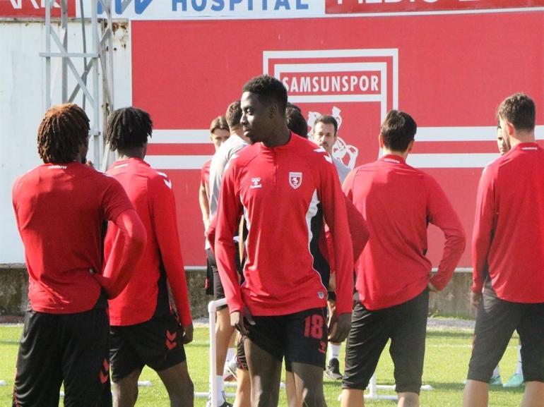 Samsunsporlu Bayo: Derbiye kazanmak izin çıkacağız