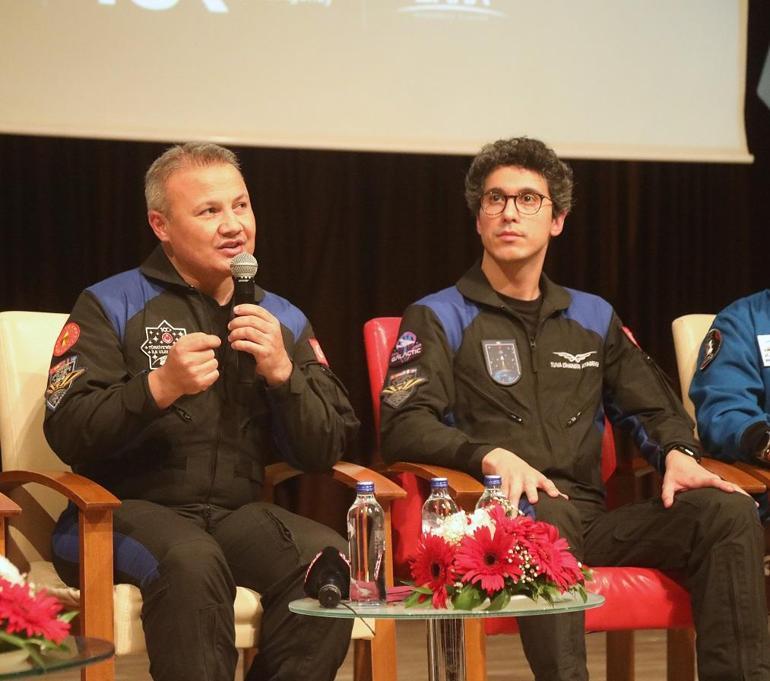 Uzaydan Antalya’ya; 11 astronot AÜ’de gençlerle buluştu