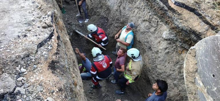 Hatayda göçük altında kalan işçi kurtarıldı