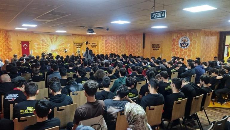 RTÜK Üst Kurul Üyesi Davulcu: Medya sektöründe en büyük sorunlardan birinin özgürlük kavramının yanlış yorumlanması