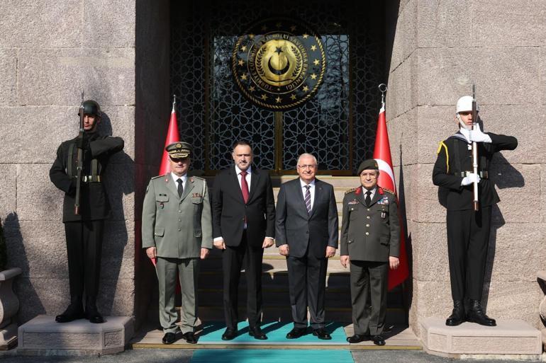Bakan Güler, Arnavut mevkidaşı Nufi ile bir araya geldi
