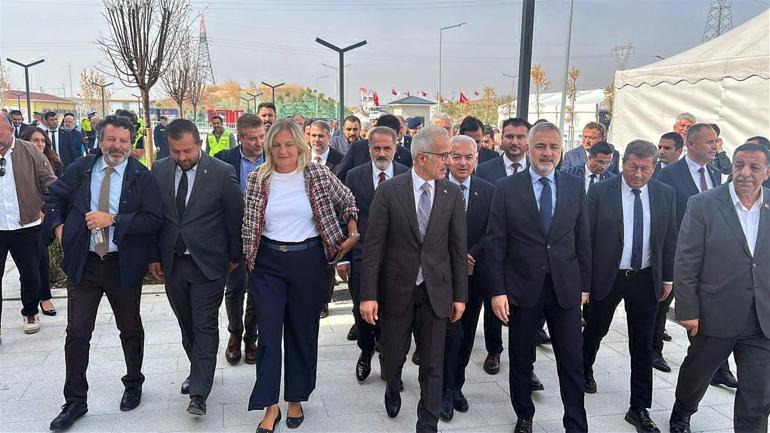 Bakan Uraloğlu: Halkalı-Kapıkule yolcu seyahat süresi 4 saatten 1,5 saate düşecek