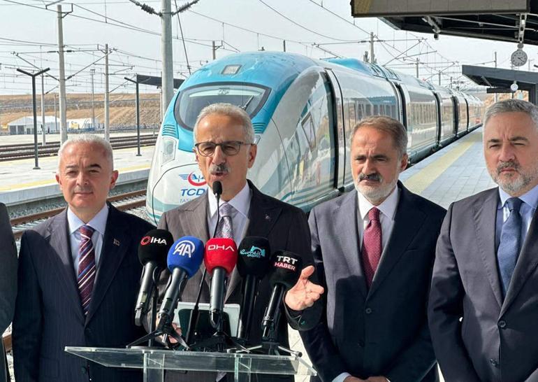 Bakan Uraloğlu: Halkalı-Kapıkule yolcu seyahat süresi 4 saatten 1,5 saate düşecek