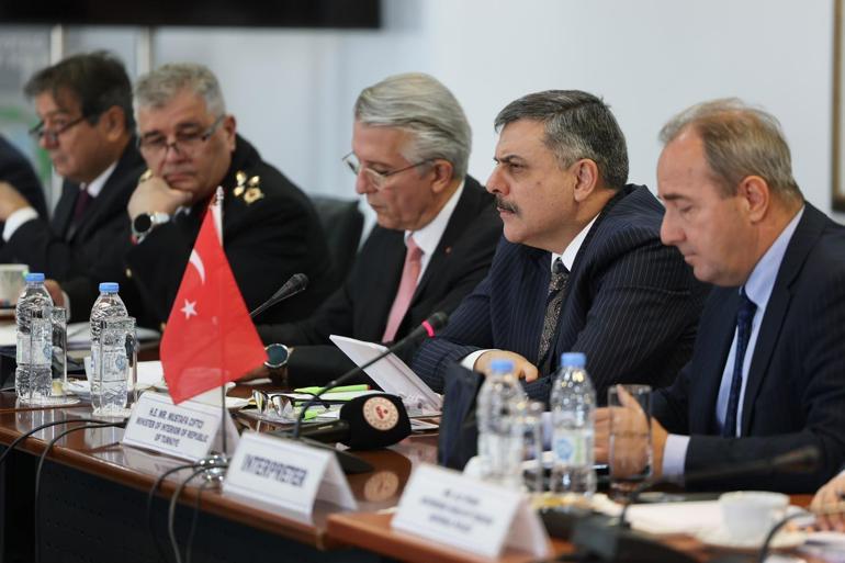 Bakan Çiftçi Yunanistan mevkidaşı Chrisochoidis ile bir araya geldi
