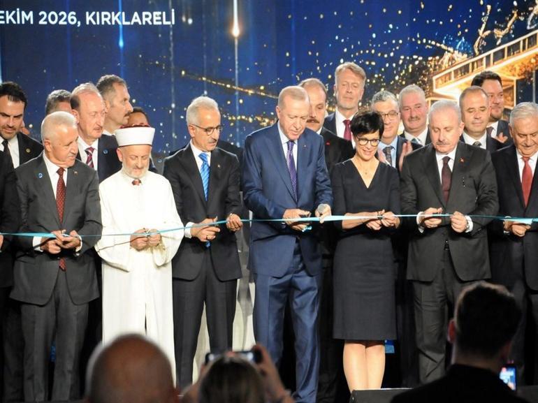 Cumhurbaşkanı Erdoğan: Kim milletin hakkına, hukukuna, emanetine el uzatırsa karşısında bizi bulur