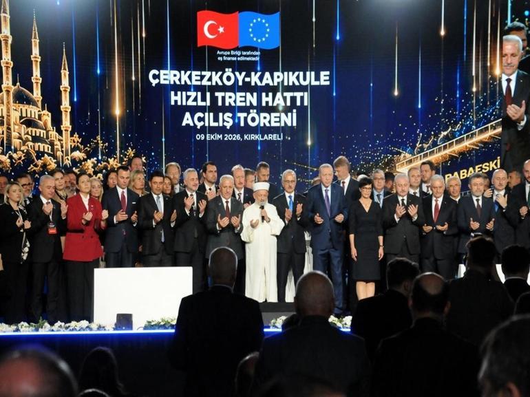 Cumhurbaşkanı Erdoğan: Kim milletin hakkına, hukukuna, emanetine el uzatırsa karşısında bizi bulur