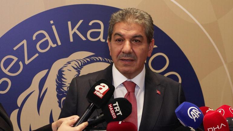 Esenler’de yeni kültür sanat sezonu Sezai Karakoç’la başladı