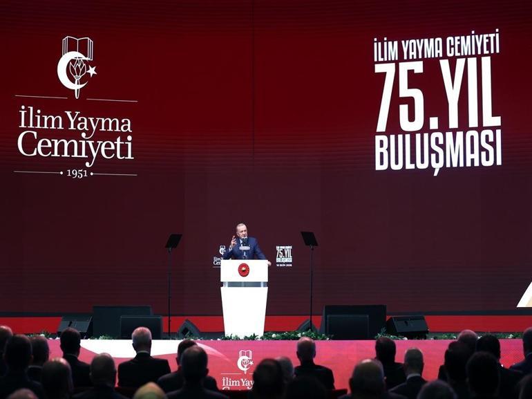 Cumhurbaşkanı Erdoğan: Tekno-oligarkların hedef kitlesini gençlerimiz oluşturuyor