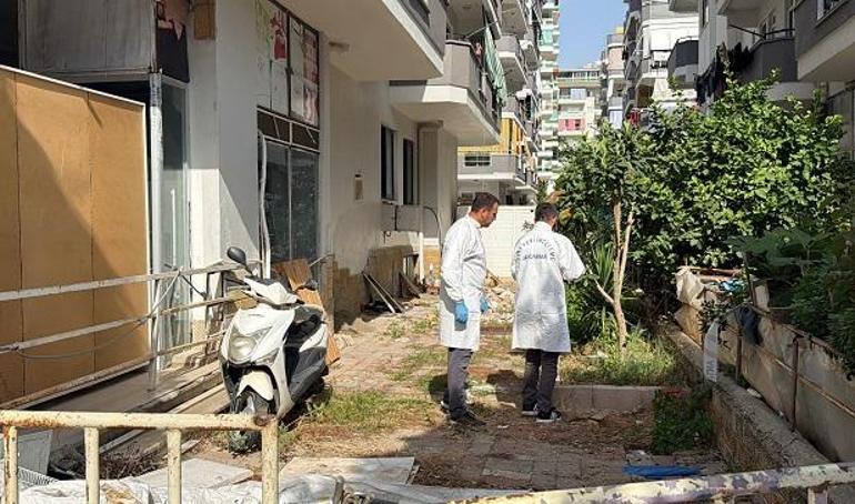 Kız kardeşini balkondan atıp, tabancayla yaşamına son verdi