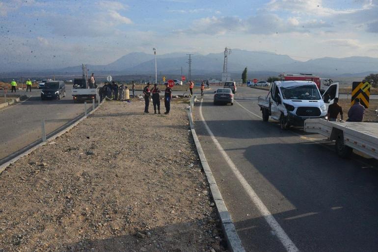 MHP Milletvekili Karakoç’un aracı kazaya karıştı: 1 ölü, 7 yaralı