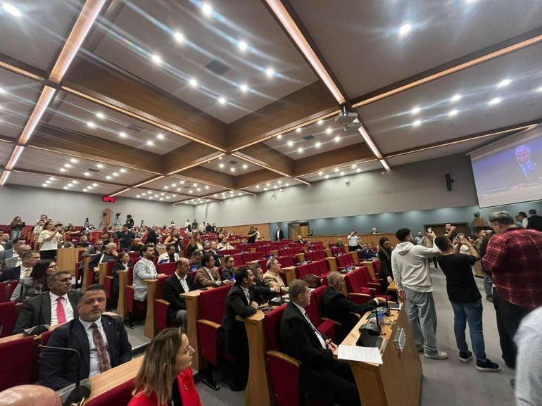 AK Parti Grup Başkan Vekili Yıldız: Önemli olan İzmirin sorunlarının çözümüdür
